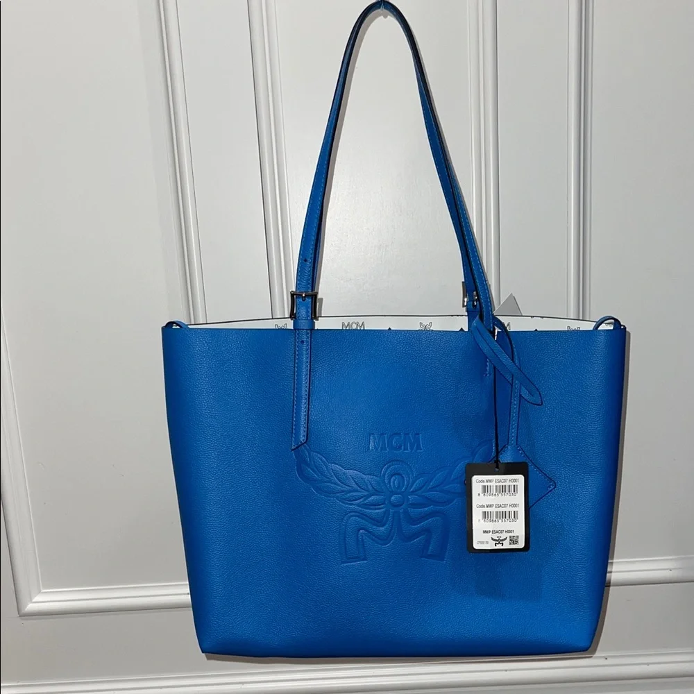 MCM Tote Himmel Shopper Embossed Logo Leather New Munich Blue NWT full inclusion - Picture 7 of 17